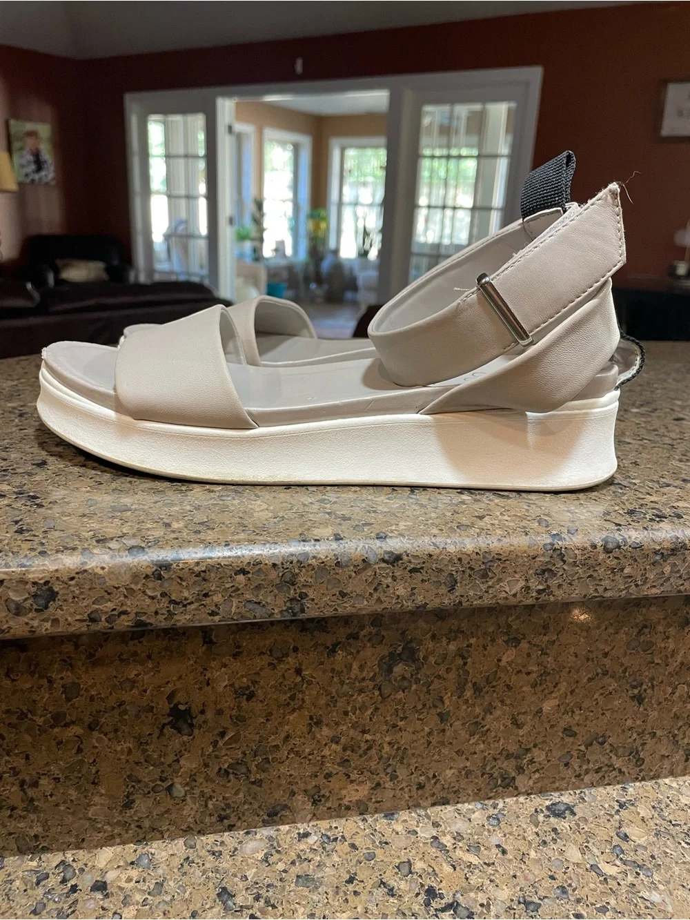 Wear w Anything! Franco Sarto Emmett Platform Sandal White Gray Sz 9 Velcro